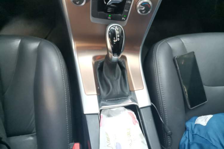 Used Volvo XC60 2016 T5 Smart Upgrade Model
