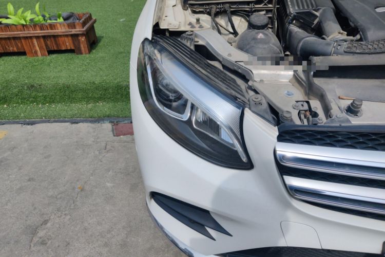 Used Mercedes-Benz GLC 2018 GLC 260 4MATIC Luxury Model