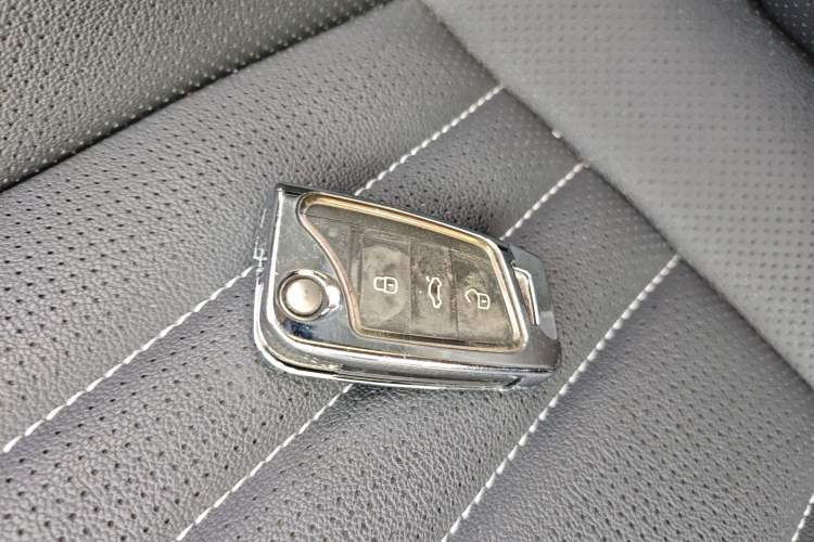 Used Volkswagen Tiguan L 2022 330TSI Automatic Two-Wheel Drive R-Line Enhanced Edition Vehicle Key