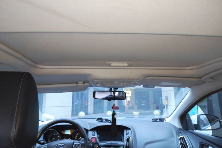 Used Ford Focus 2018 Sedan Classic 1.6L Automatic Trendy SmartDrive Edition Headliner