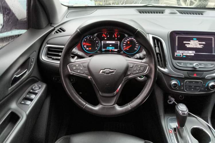 Used Chevrolet Equinox 2017 535T Automatic YuJie Edition
