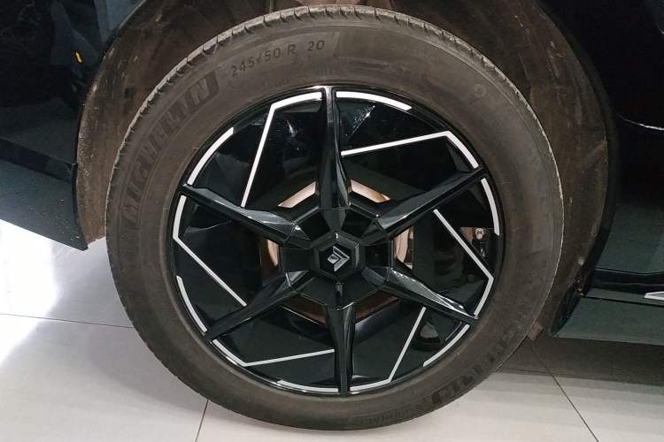 Used Hyptec HT 2023 670 Rear-Drive Ultra-High-Voltage NDA Version Right Rear Wheel Hub