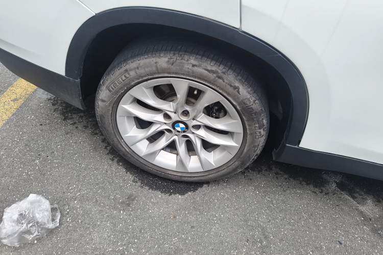 Used BMW X1 2014 sDrive18i Leading Model Right Rear Wheel Hub