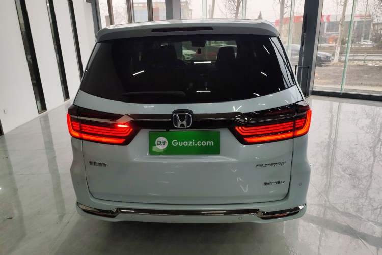 Used Honda Elysion 2024 2.0L eHEV Luxury Edition
