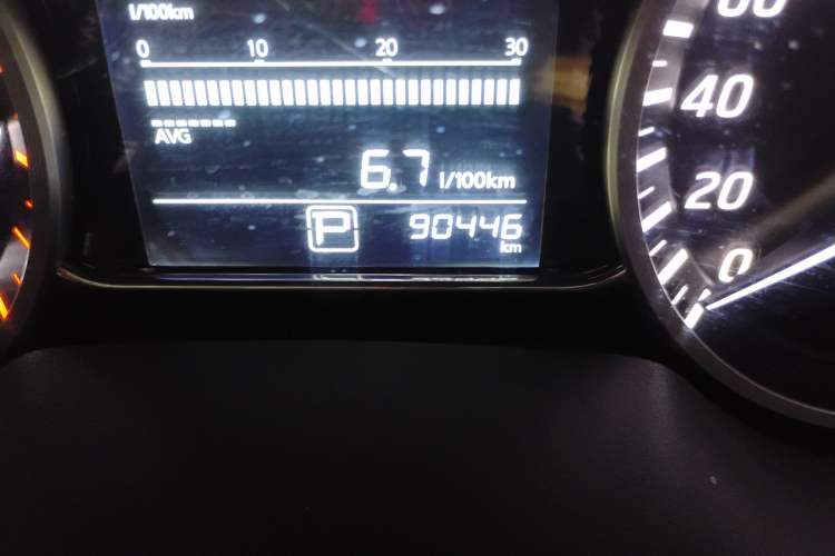 Used Nissan Sylphy 2016 1.6XV CVT Smart Enjoyment Version Odometer Close Up