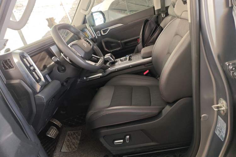 Used JETOUR Traveler 2023 2.0T All-Wheel-Drive CrossPRO
