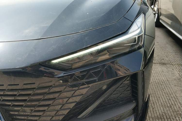 Used CHANGAN UNI-V 2023 1.5T Sport Edition Left Front Headlight