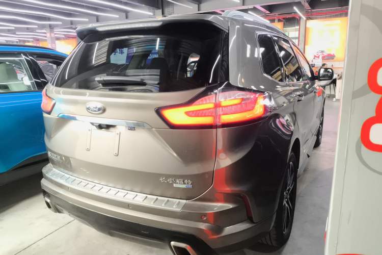 Used Ford Edge 2020 EcoBoost 245 Two-Wheel Drive Titanium 7-Seater