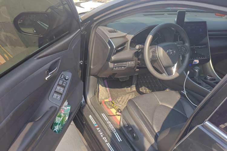 Used Toyota Avalon 2022 2.0L Luxury Edition