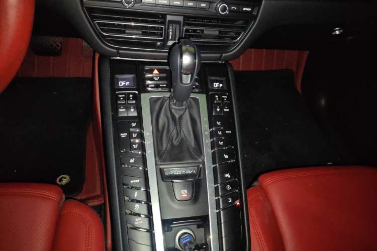 Used Porsche Macan 2020 Macan 2.0T