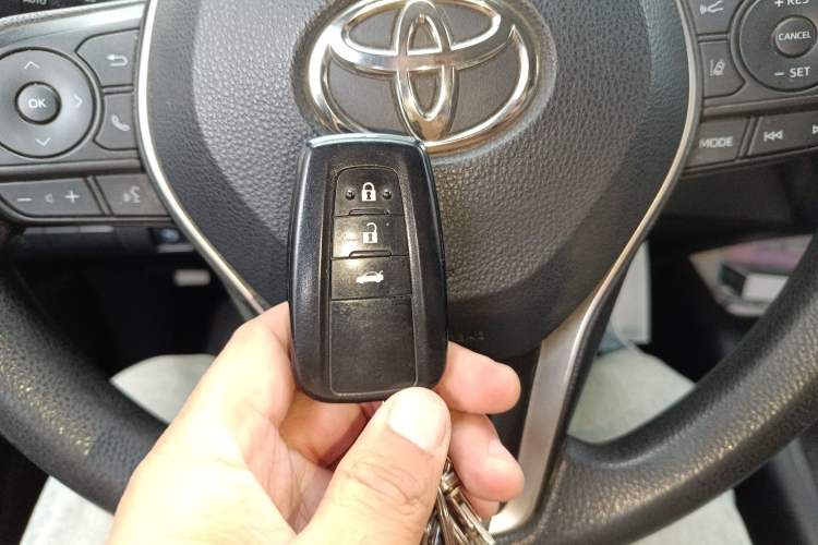 Used Toyota Corolla 2019 Dual-Engine 1.8L E-CVT GL-i Elite Edition