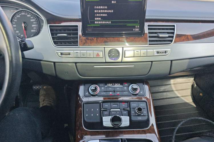 Used Audi A8 2013 A8L 45 TFSI quattro Comfort model Audio And AC Panel