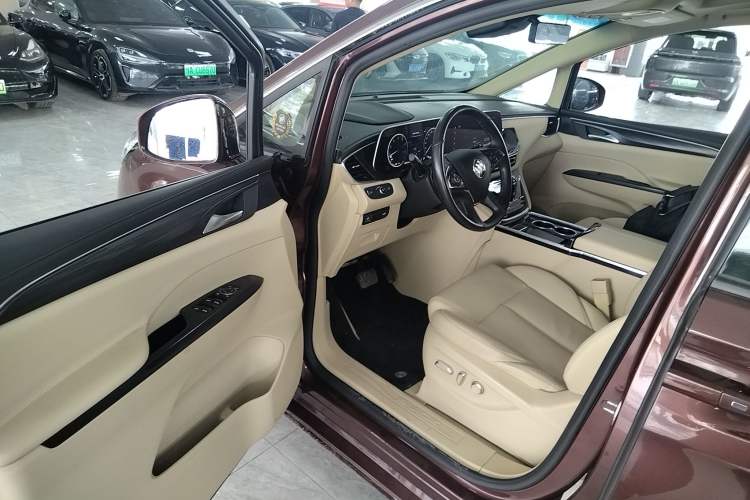 Used Buick GL8 2023 ES Lu Zun Deluxe Model Driver Seat