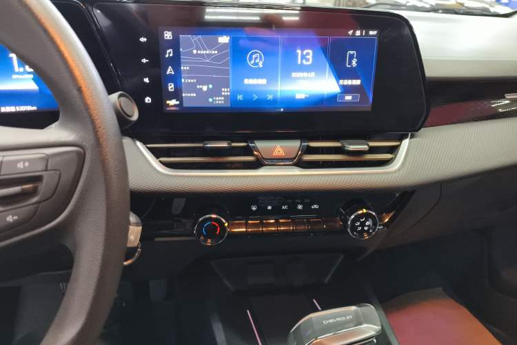 Used Chevrolet Monza 2023 1.5L Dual-Clutch Enjoyment Edition Audio And AC Panel