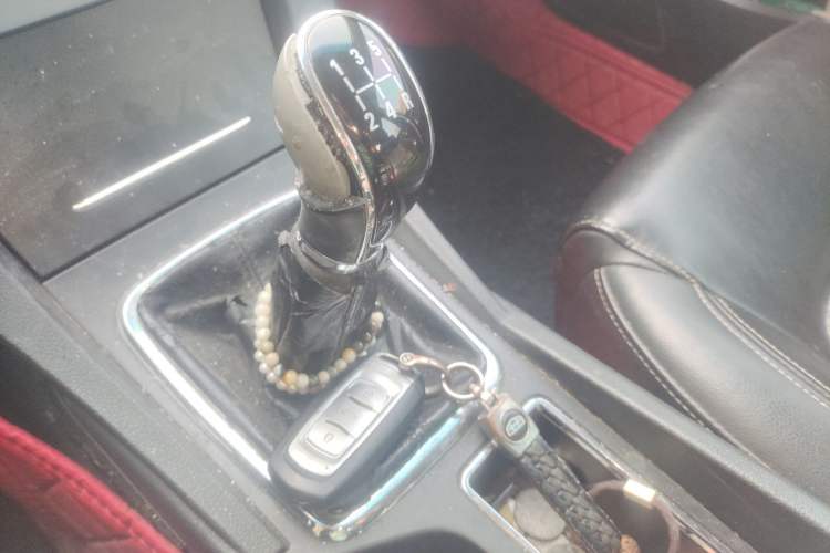 Used Geely Auto Emgrand 2016 Sedan 1.5L Manual Upward Edition Gear Lever