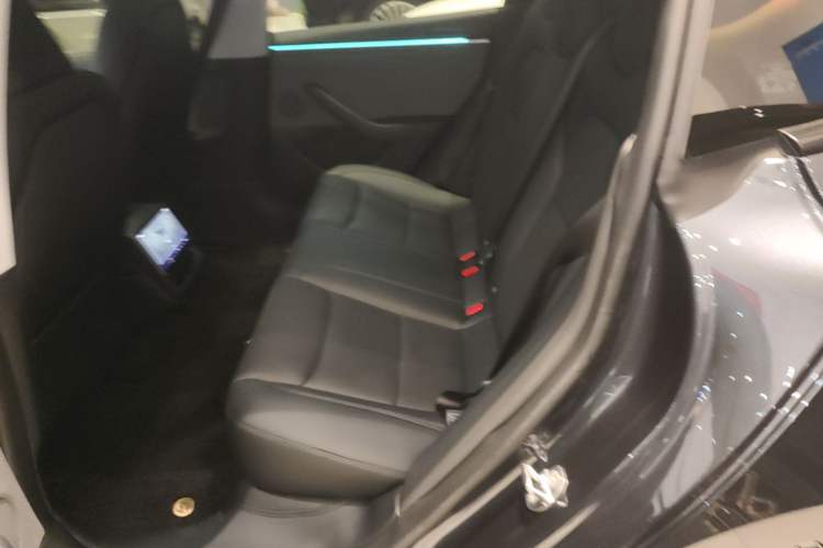 Used Tesla Model 3 2023 Rear-Wheel-Drive Version