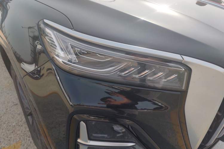 Used Hongqi HS5 2023 2.0T Qixiang Pro Edition
