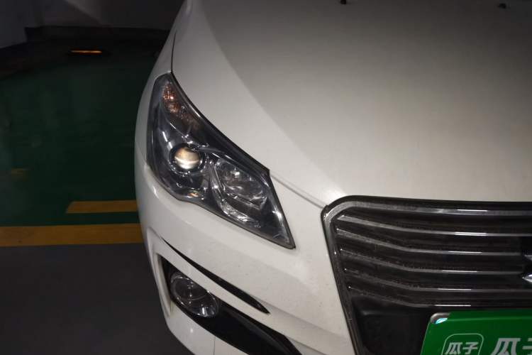 Used Suzuki Alivio 2018 1.6L Automatic Pro Edition Deluxe Version Right Front Headlight