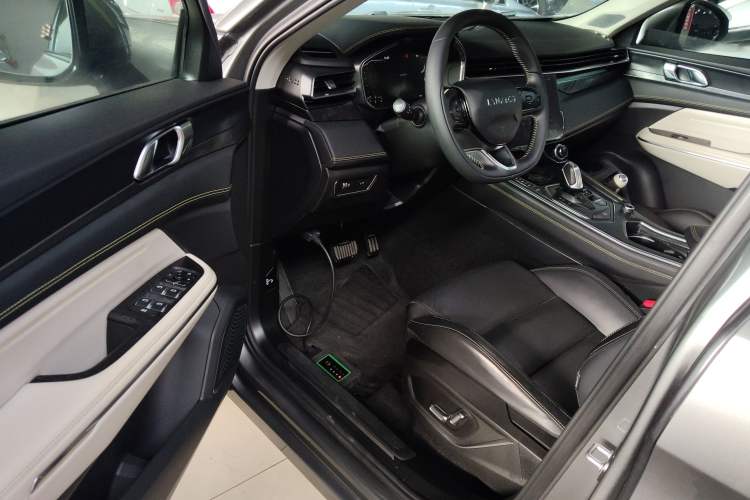 Used Lynk & Co 05 2022 2.0TD Two-Wheel Drive Zhaoyang Plus
