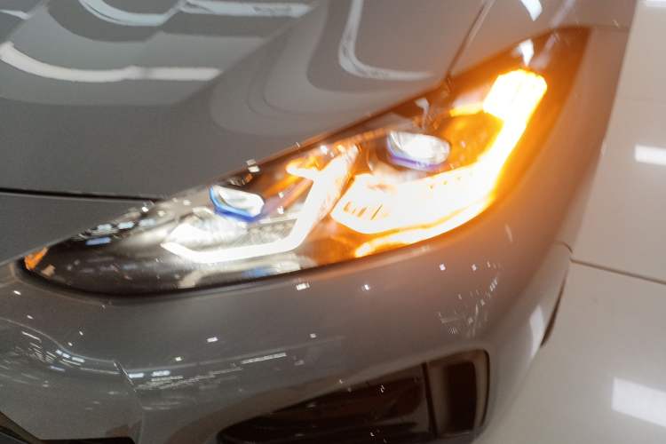 Used BMW i4 2022 M50
