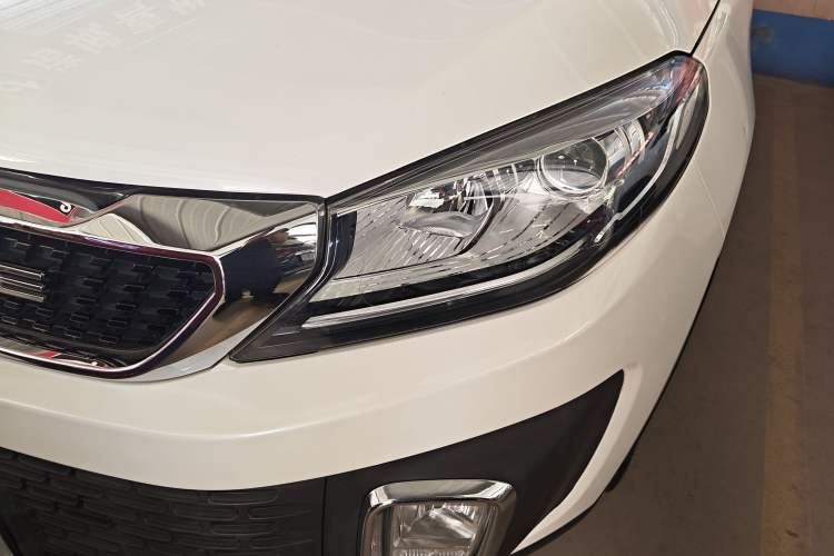 Used BAIC Changhe Q35 2018 1.5L Manual Smart Edition Left Front Headlight