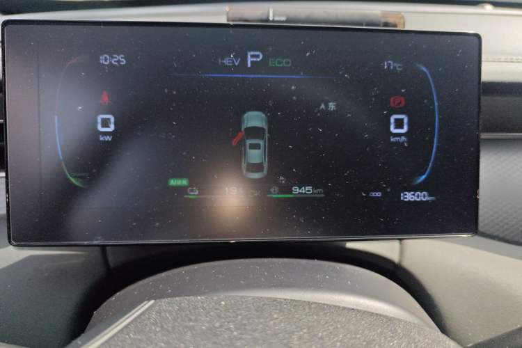 Used BYD Qin PLUS 2025 DM-i Smart Drive 55KM Leading Model Odometer Close Up