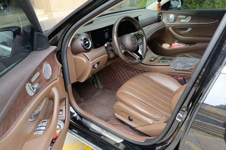 Used Mercedes-Benz E-Class 2021 E 300 L Premium Edition