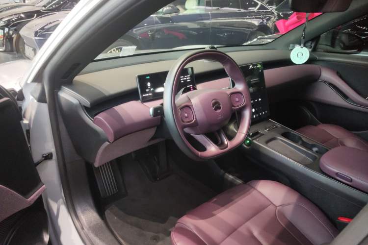 Used Nio ET5T 2023 75 kWh Touring