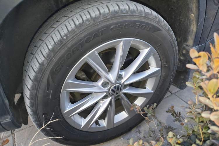 Used Volkswagen Tiguan L 2015 1.8TSI Automatic Two-Wheel Drive Comfort Edition