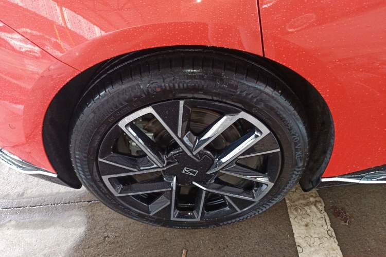 Used Avatr 06 2025 Pro Range-Extended Edition
