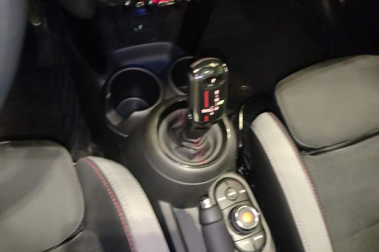 Used MINI MINI 2019 2.0T COOPER S Racing Driver
