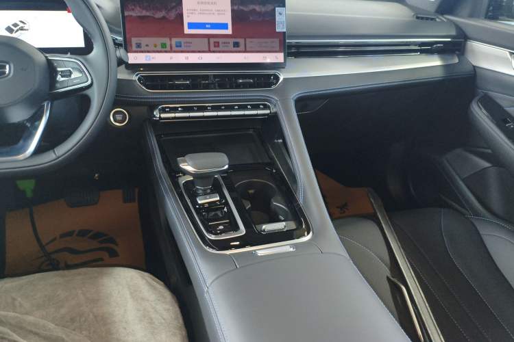 Used Geely Auto Preface 2026 Model Oriental Yao 1.5TD Fuyao Edition Gear Lever