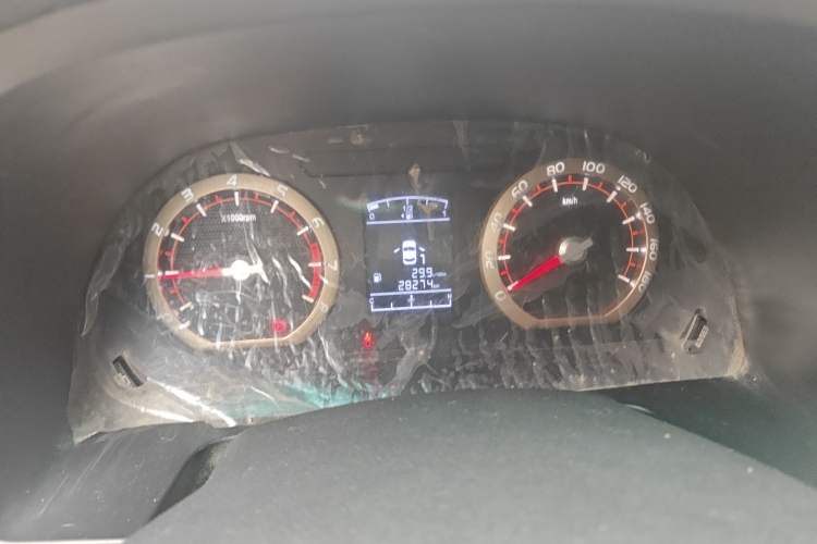 Used FORTHING Lingzhi 2017 M5 1.6L Standard Model