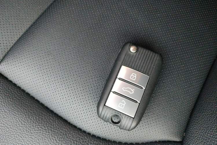 Used Roewe Ei5 2019 Smart Connect Flagship Edition Interior 1