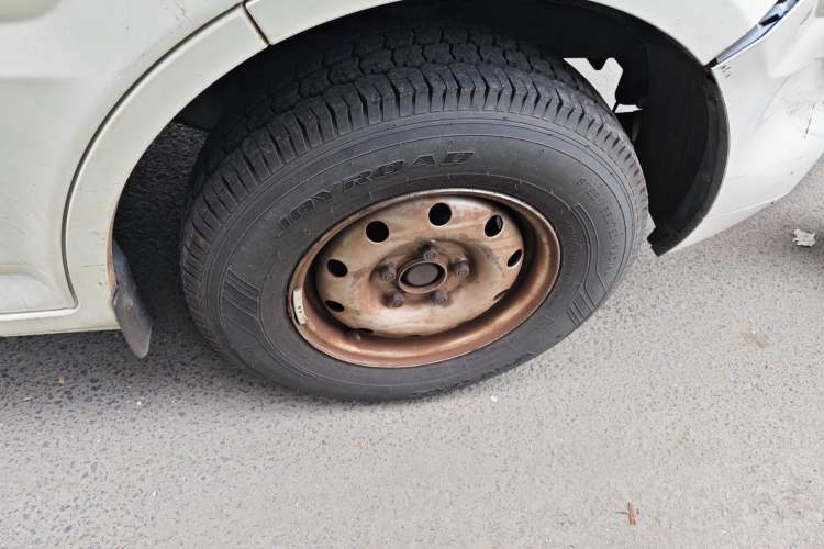 Used New Gonow Shuailing 2022 Standard Range 41.93 kWh Tianjin Hengtian Right Front Wheel Hub