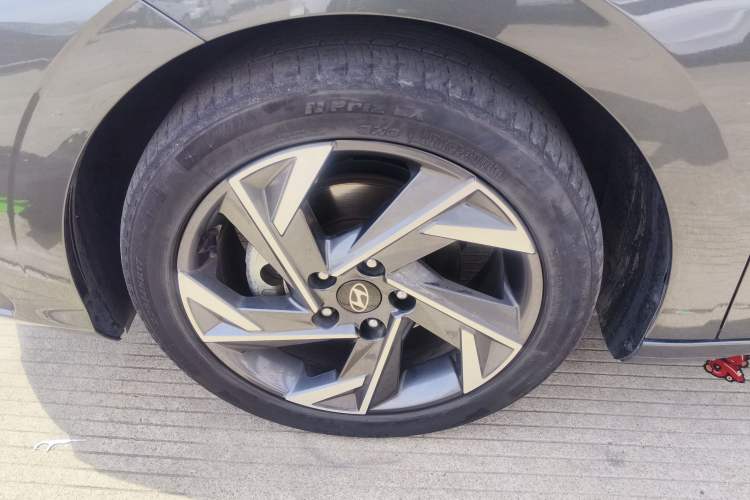 Used Hyundai Elantra 2023 1.5L CVT GLX Elite Edition Exterior 4