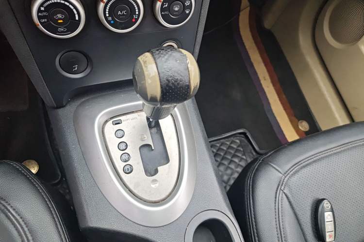 Used Nissan Qashqai 2011 2.0 XV Lea CVT 2WD
