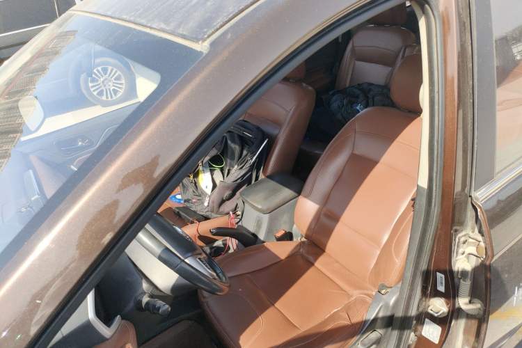 Used BAIC Changhe M70 2017 1.5L manual luxury cabin