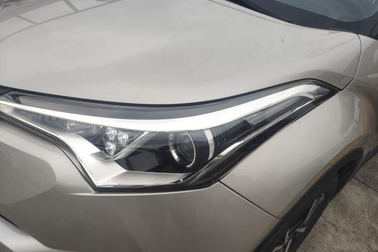 Used Toyota C-HR 2020 2.0L Leading Edition Left Front Headlight