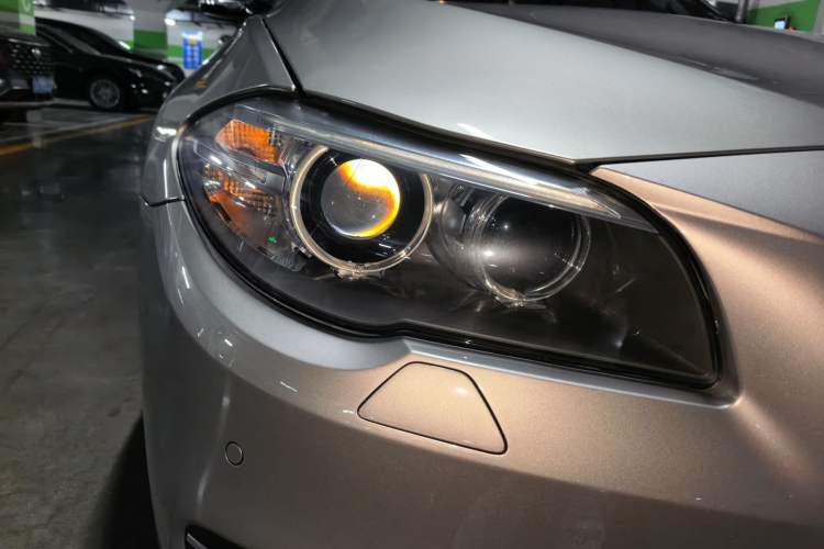 Used BMW 5 Series 2014 525Li Luxury Design Package
