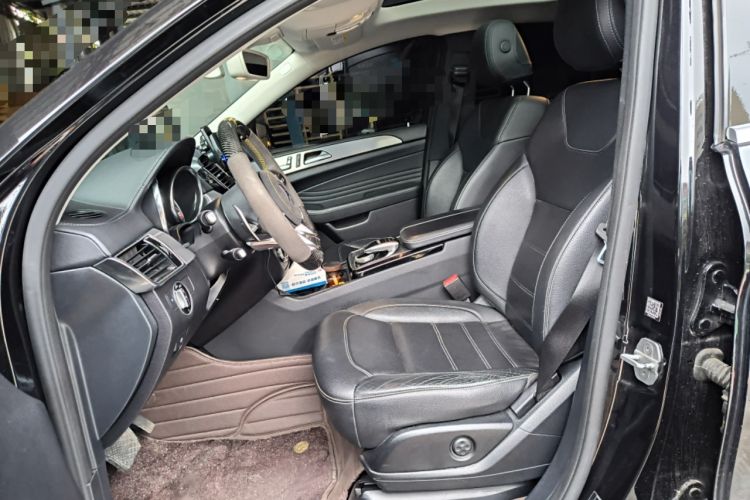 Used Mercedes-Benz GLE Coupe 2017 GLE 400 4MATIC Coupe SUV
