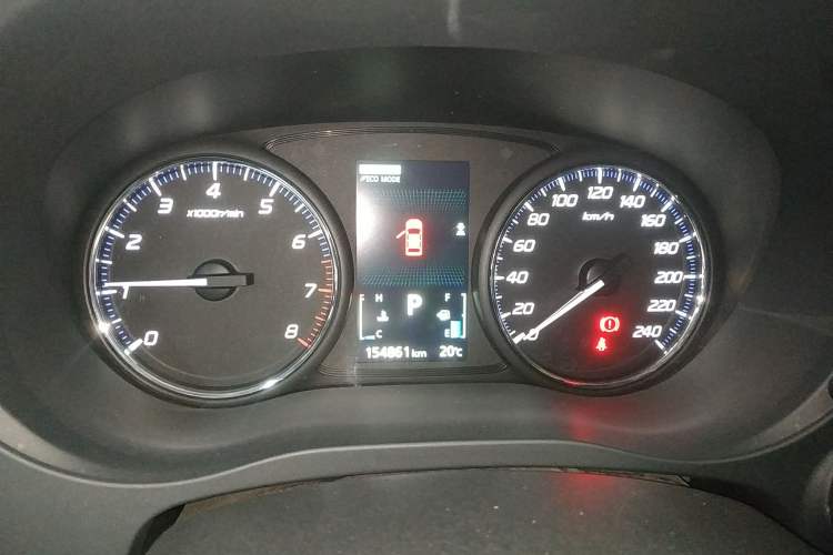 Used Mitsubishi Outlander 2013 2.4L Four-Wheel Drive Luxury Navigation Version 7 Seats