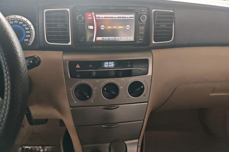 Used Toyota Corolla EX 2013 1.6L Automatic Luxury Edition