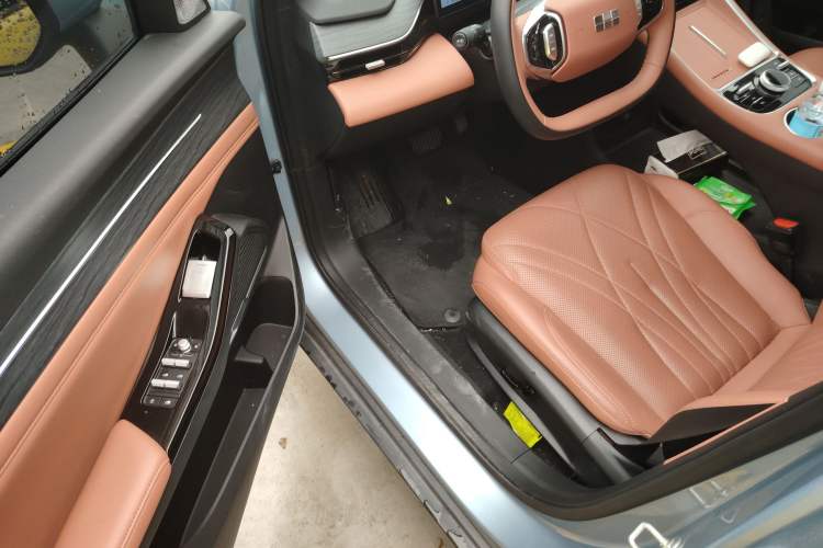 Used Geely Galaxy L6 2025 EM-i 140km Starship Edition Driver Seat