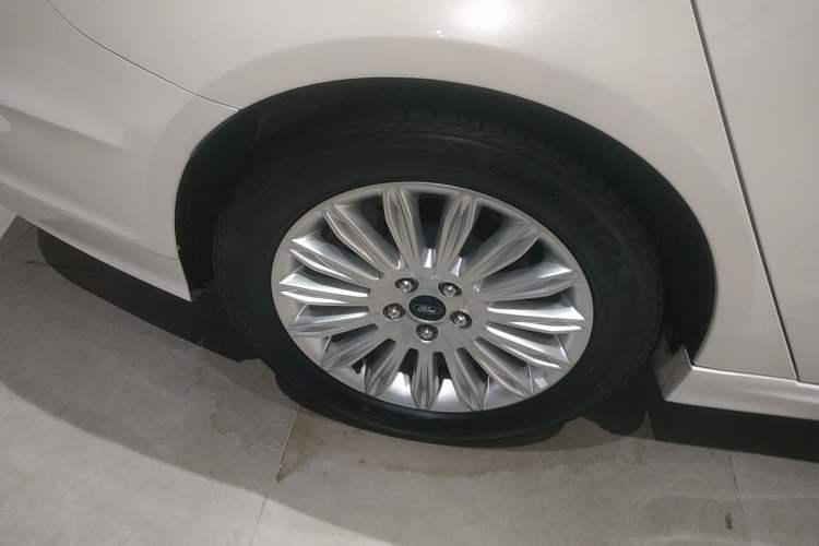 Used Ford Mondeo 2013 2.0L GTDi 200 Luxury Model
