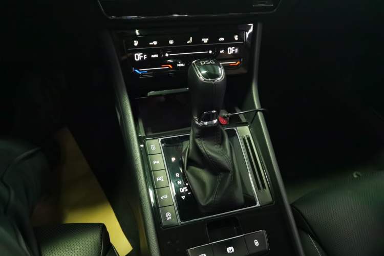 Used Skoda Superb 2019 TSI330 DSG Luxury Edition
