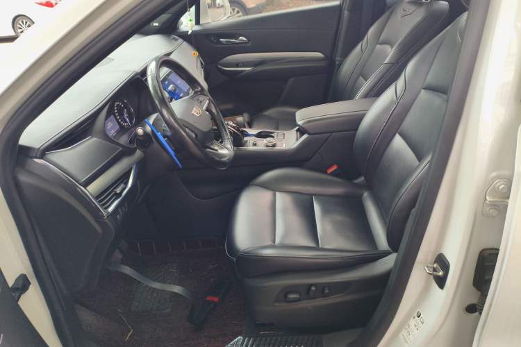 Used Cadillac XT4 2020 28T Two-Wheel-Drive Leading Version