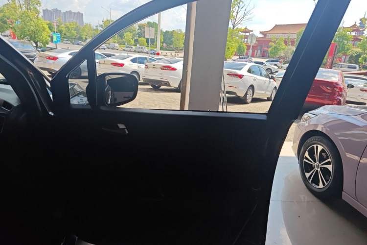 Used GAC Trumpchi GS4 2017 235T Automatic Two-Wheel Drive Luxury Smart Connectivity Version