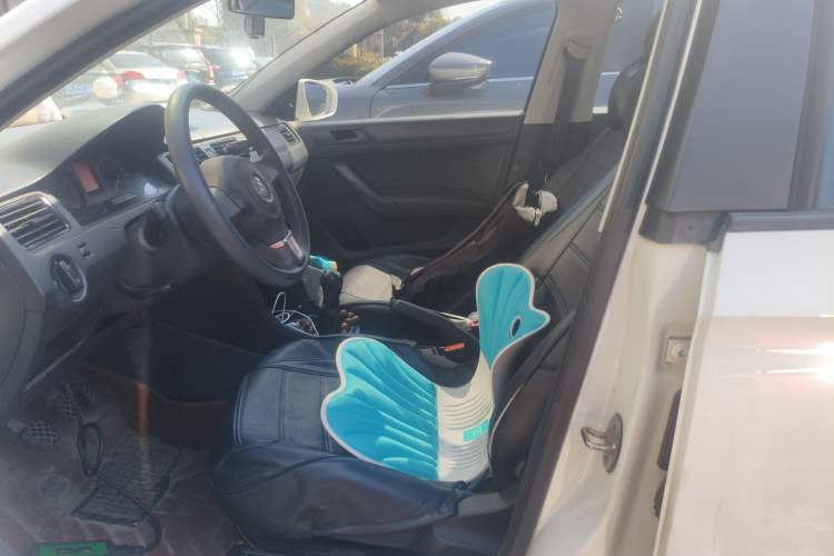 Used Volkswagen Santana 2015 1.6L Manual Fashion Edition Left Front Seat