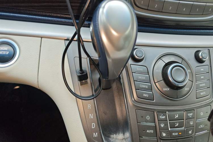 Used Buick GL8 2013 3.0L GT Luxury Business Haoya Edition Gear Lever